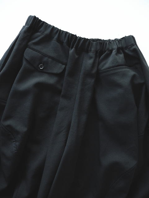 BLACK COMME des GARCONS【ブラック コム デ ギャルソン】正規取り扱い